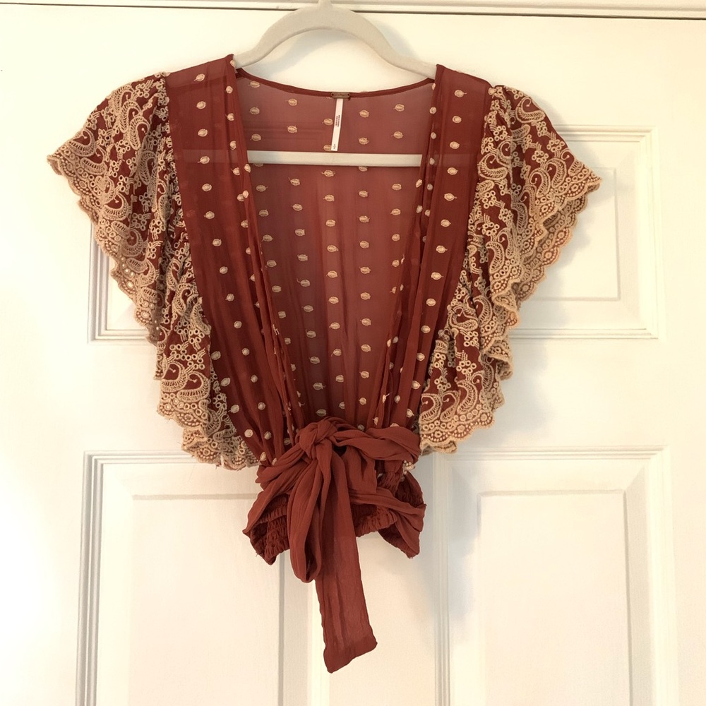 Free People | Cropped Brown and Gold Shirt | S